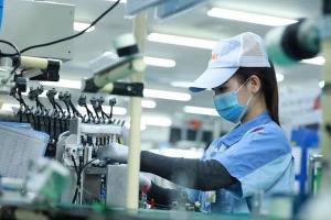 'Cơn lốc' thuế quan từ Mỹ: Việt Nam làm gì để giữ chân doanh nghiệp FDI?