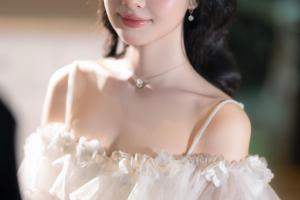 Con gái MC Quyền Linh đáp trả khéo nhận định sinh ra vạch đích