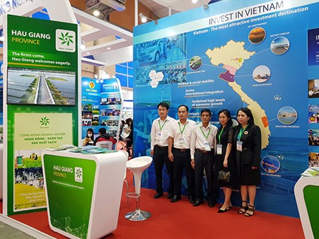 5 tỉnh Miền Tây tham dự Hội chợ Thương mại Quốc tế Việt Nam 2022