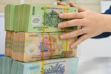 Chứng khoán 12/8: Chờ VN-Index điều chỉnh mới 'xuống tiền'?