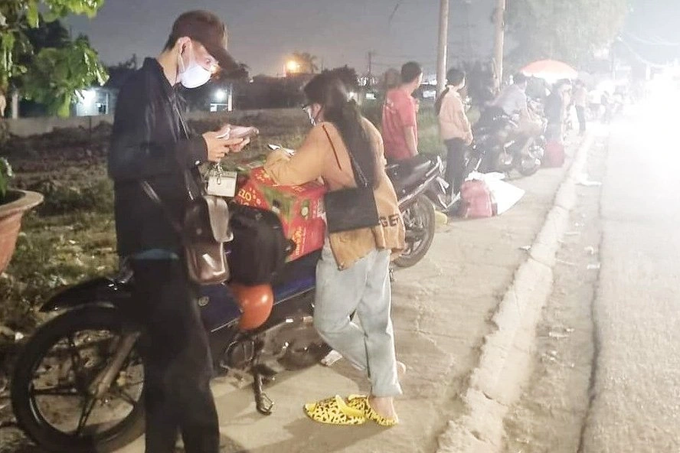 Mất việc ngày cuối năm, công nhân về quê ăn Tết sớm