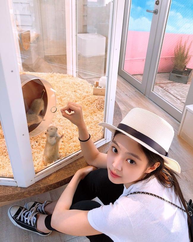 5 bí quyết giúp Jennie Blackpink sở hữu làn da mịn màng không tì vết