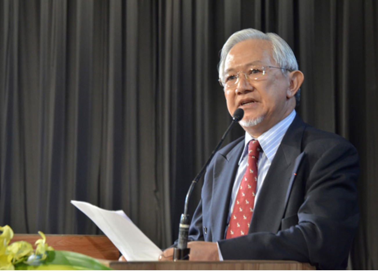 GS Phan Văn Trường